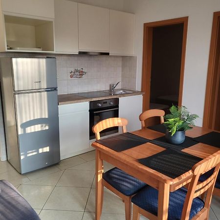 Dalmacia Apartments Srima Luaran gambar