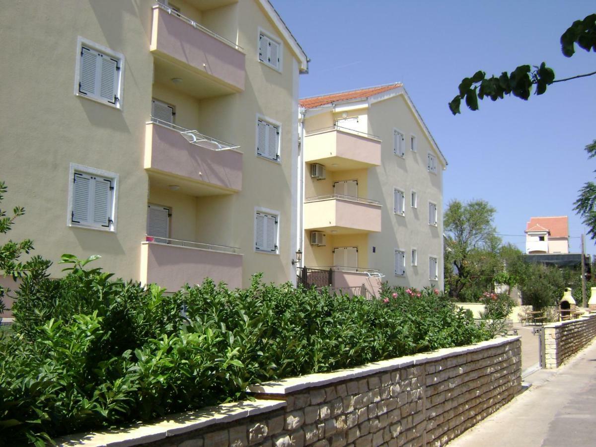 Dalmacia Apartments Srima Luaran gambar